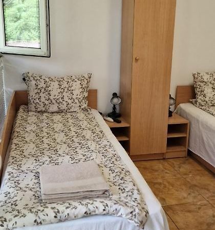 וליקו טורנובו Guest House Selin מראה חיצוני תמונה